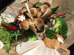 -煲宫猪肚鸡(昆山金鹰国际购物中心店)