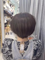 -LAQUEEN 时尚健康假发