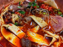 -成都你六姐·牛肉冒菜(城市集市合生汇店)