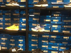 -上品折扣(回龙观店)