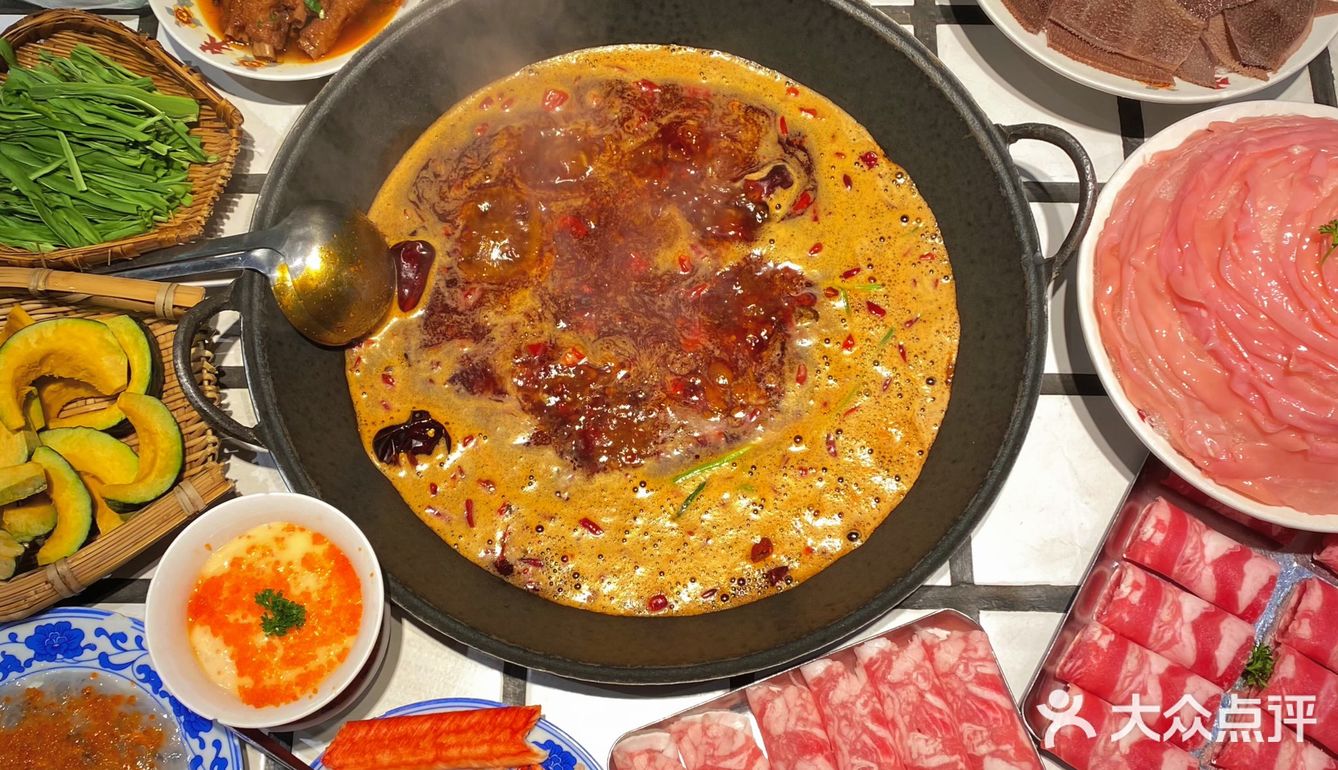 武汉排队王!的火锅店