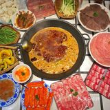 武汉排队王!的火锅店