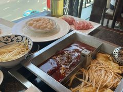 -皇城老妈·大连海鲜火锅(港湾店)