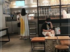 大堂-喜茶(广州天汇igc店)