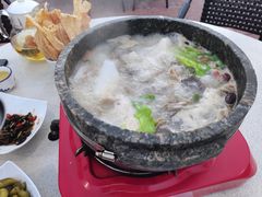 -墨脱石锅椰子鸡•香草鸭•东山羊(大东海店)