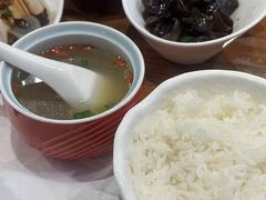 -贯一台湾牛肉面(八一七中路店)