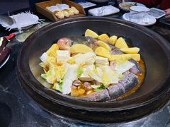 -鱼窝棚柴火铁锅炖(富山屯店)