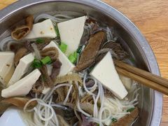 -福屿鲜捞小吃·捞化(福屿总店)