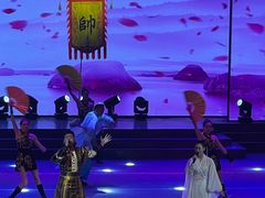 -南风大剧院莎梦二人转剧场