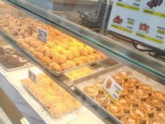 面包甜点陈列柜-鲍师傅糕点(大沽南路店)