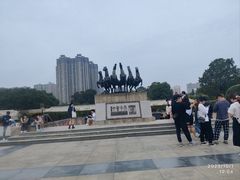 -洛阳周王城天子驾六博物馆