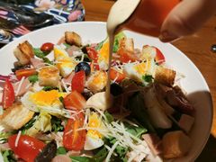 老教堂色拉-JINNS锦时 steak&pizza(浸信会礼拜堂旧址店)