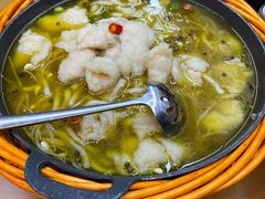 激情花椒鱼-有红鸡毛店·巴蜀民间菜(碧海南路店)