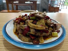 -阆辣荟餐饮(老味道8年·古城店)