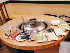 -咱屯子铁锅炖直营店(南湖大路店)
