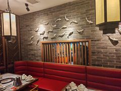 -野山舂·贵州现舂酸汤牛肉(民生路店)
