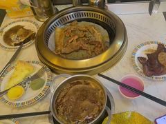 -布罗城堡自助烧烤(鸿通城购物中心店)