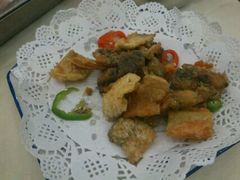煎锔三文鱼皮骨-新享乐海鲜(翠华路店)