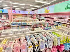 -王府井奥莱临潼小镇(临潼店)