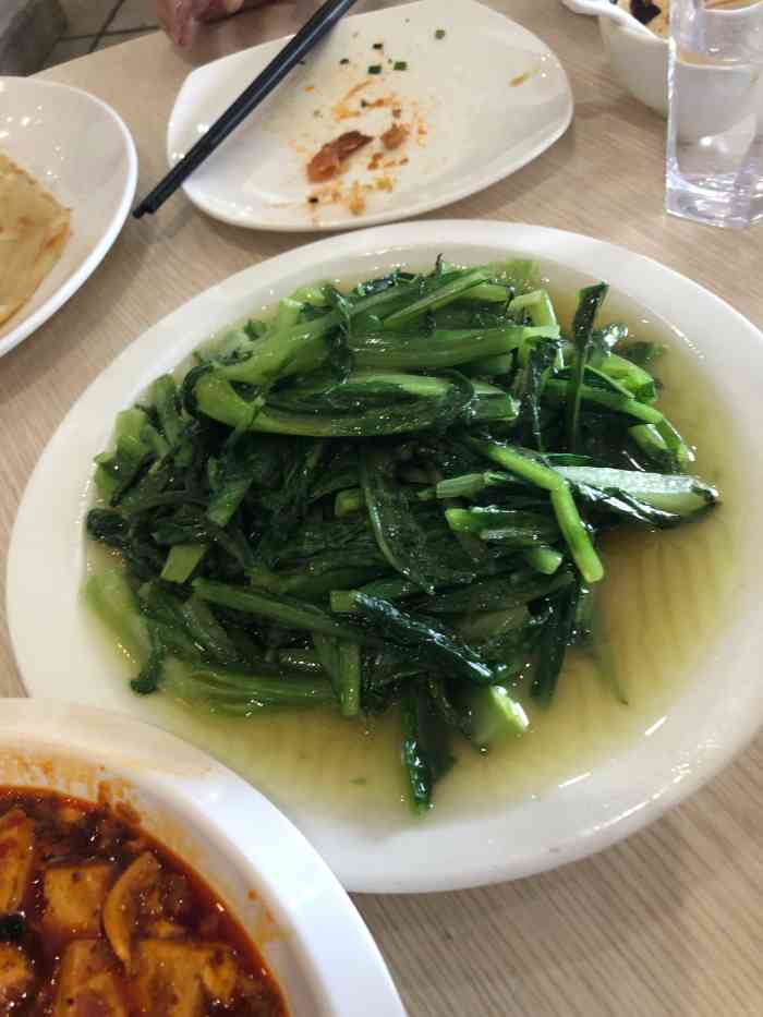 早春二月(八大处店)-"我和小宝4点去吃饭的,饭店的就餐环境十分.