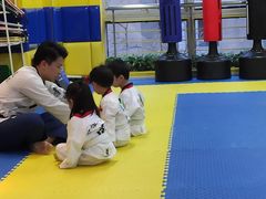 -哈喽实战跆拳道·跳绳·体能(慈云寺馆)