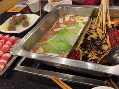 -百年川椒重庆老火锅(光谷店)