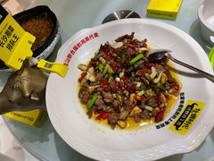 -费大厨辣椒炒肉(万家丽一店)