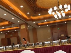 -山明水秀大饭店