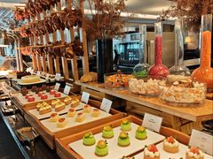 -圣丰索菲特·2 On 988 Café 自助餐厅