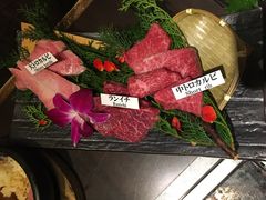 各种部位的松阪牛-松阪牛焼肉M(法善寺横丁店)