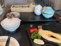 -一石三鸟烧鸟•刺身•定食套餐(南桥美谷店)