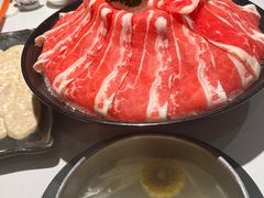 -泓炙颐凤鲜海鲜火锅料理(桐乡店)