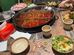 -周小明火锅(黑金冠社区店)