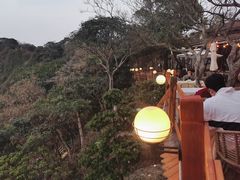 -美人鱼悬崖海景餐厅(鹿嘴山庄店)