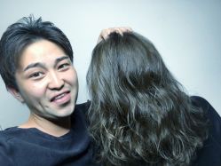 -苑苑发型设计