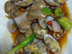 -四川小胡子海鲜(丁村万人海鲜广场店)