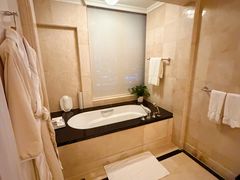 -广州富力丽思卡尔顿酒店