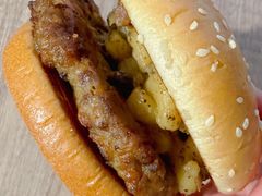 意面芝士汁汁厚作牛肉汉堡-肯德基(中州一店)