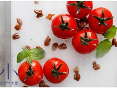 番茄脆菇沙拉-小大董·烤鸭(凤凰汇店)