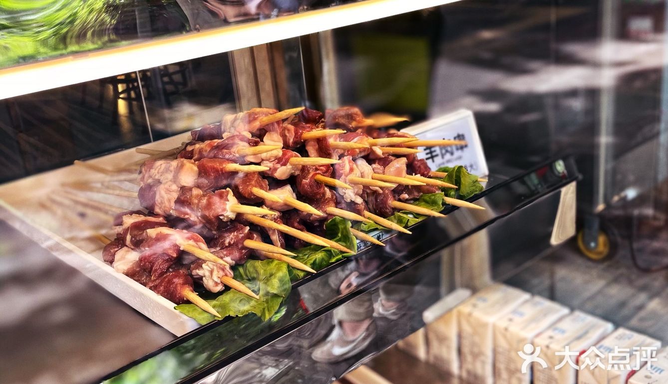 又见社长与羊·羊肉串手抓饭