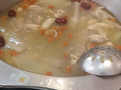 -光头药膳鸡(莱茵小镇店)