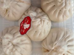 -白玉兰食品(中山公园龙之梦店)