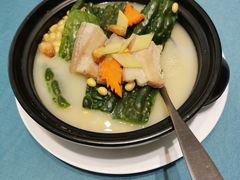 煲猪肉煲淋凉瓜-君德澜酒家·创意粤菜(金山谷店)