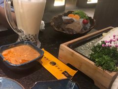 -湊湊火锅·茶憩(打浦桥日月光店)