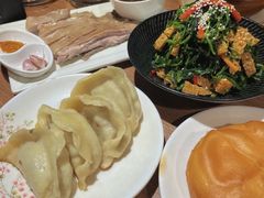 -贯贯吉·清真餐厅(浙江中路店)