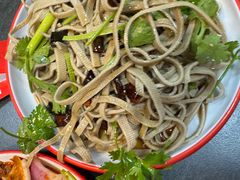 -超越炭火牛蛙火锅鸡(河东店)