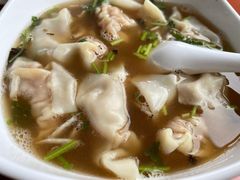 酸汤香辣馄饨-馄饨侯(广渠门店)