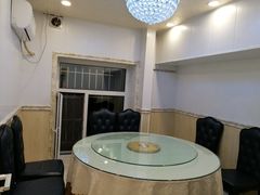 包厢-老味道锅包肉(日照街店)