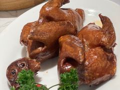 脆皮乳鸽-燕郊烧鸽子(酷车小镇店)
