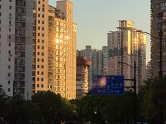 -瑞虹新天地月亮湾
